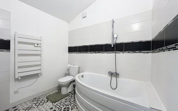 Maison à vendre    4 pièces • 97,77 m2 Livron-sur-Drôme