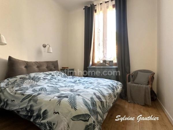 Maison à vendre 8 pièces VEYNES (05)