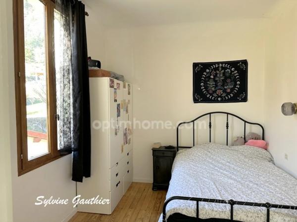 Maison à vendre 8 pièces VEYNES (05)