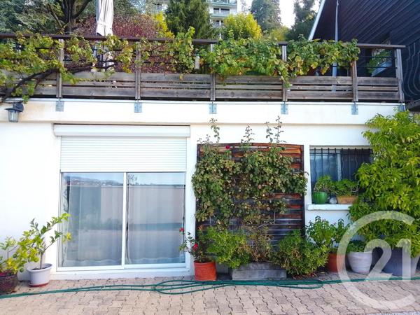 Maison à vendre  7 pièces - 162 m 2   VOIRON  - 38