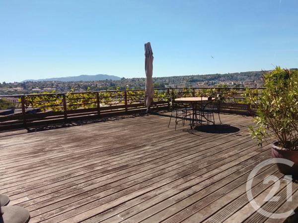 Maison à vendre  7 pièces - 162 m 2   VOIRON  - 38