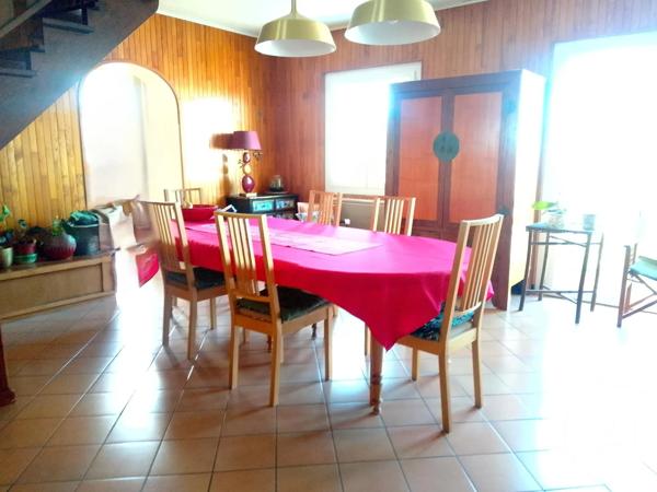 Maison à vendre  7 pièces - 162 m 2   VOIRON  - 38