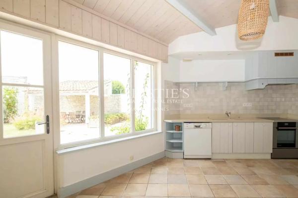 Maison familiale au coeur du village à deux pas de la mer