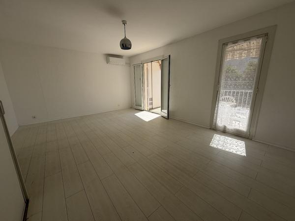 Appartement à VALBONNE (06560)