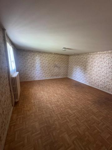 Maison à vendre 4 pièces LENCLOITRE (86)