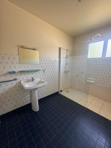 Maison à vendre 4 pièces LENCLOITRE (86)