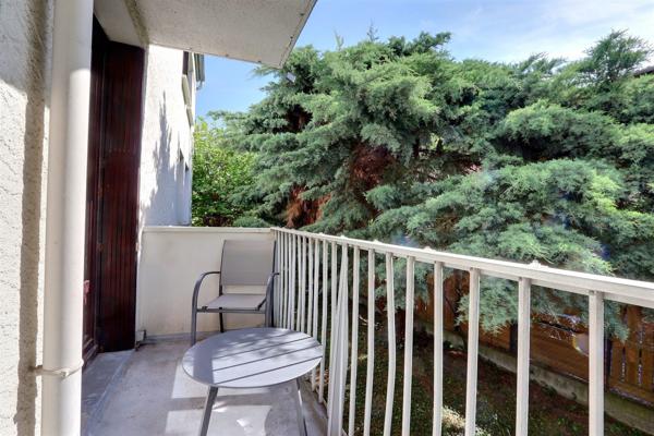 Exclusivité CLERMONT-FERRAND, appartement de type 2 avec garage et cave