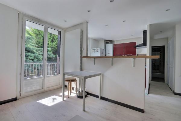 Exclusivité CLERMONT-FERRAND, appartement de type 2 avec garage et cave