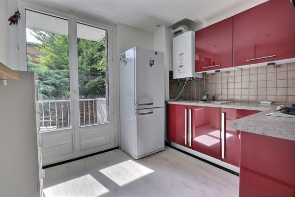 Exclusivité CLERMONT-FERRAND, appartement de type 2 avec garage et cave