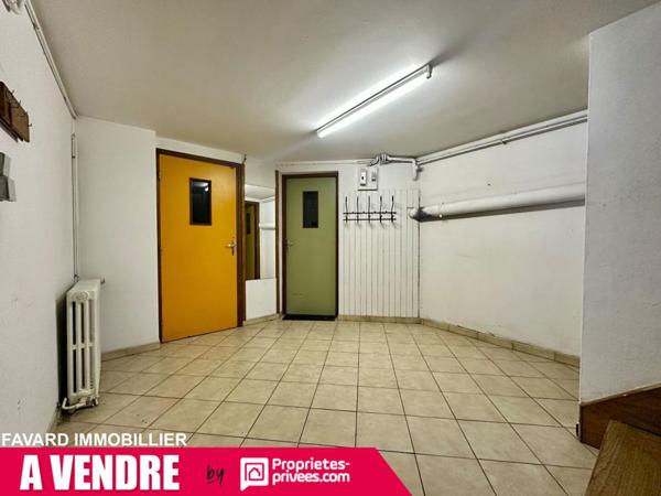 Grande maison familiale 238 m² - 7 chambres - jardin & garages - Brive-la-Gaillarde