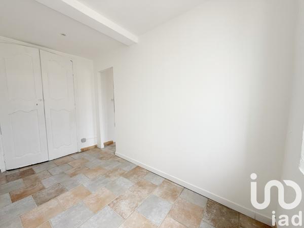 Location appartement 2 pièces 33 m² Cuers