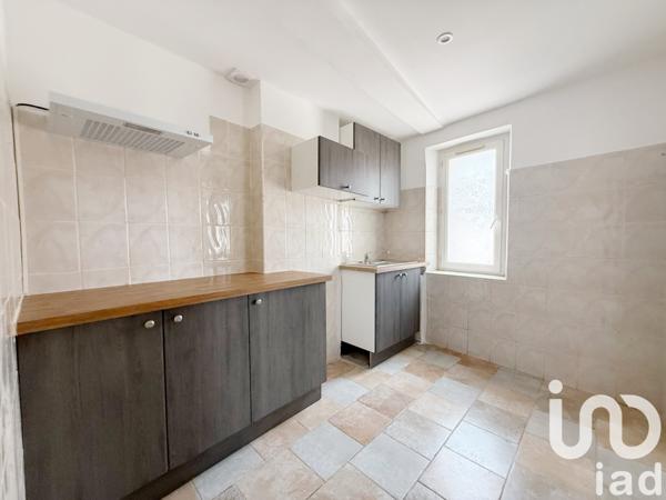 Location appartement 2 pièces 33 m² Cuers