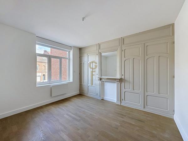 Maison familiale entièrement rénovée – 4 chambres – Terrasse Sud Ouest – Roncq Centre