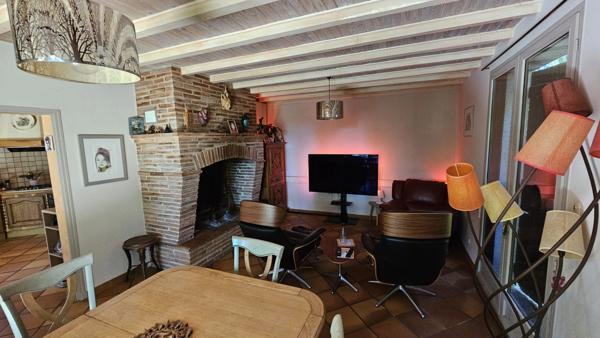 Maison à vendre 6 pièces LA CROIX BLANCHE (47)-Grand garage et Grand terrain