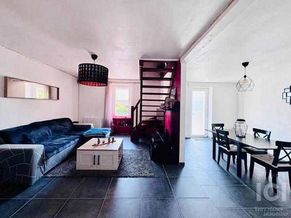 Maison - 2 chambres - 73m² - Saint Etienne De Montluc