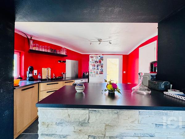 Maison - 2 chambres - 73m² - Saint Etienne De Montluc