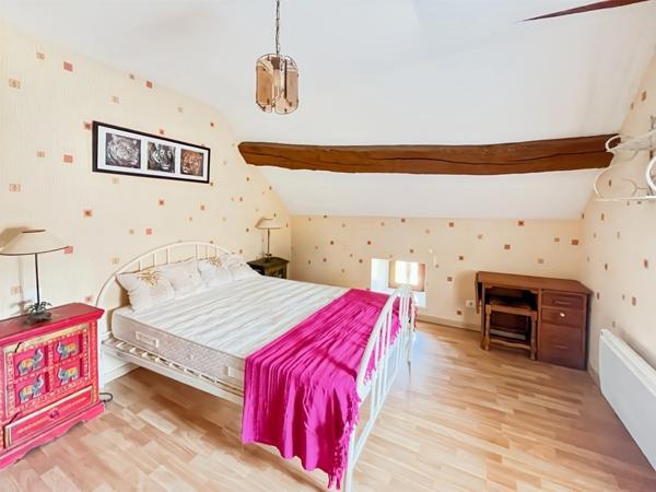 Ensemble immobilie à vendre 7 pièces entre ST GENGOUX LE NATIONAL et CLUNY (71)