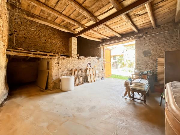 Ensemble immobilie à vendre 7 pièces entre ST GENGOUX LE NATIONAL et CLUNY (71)