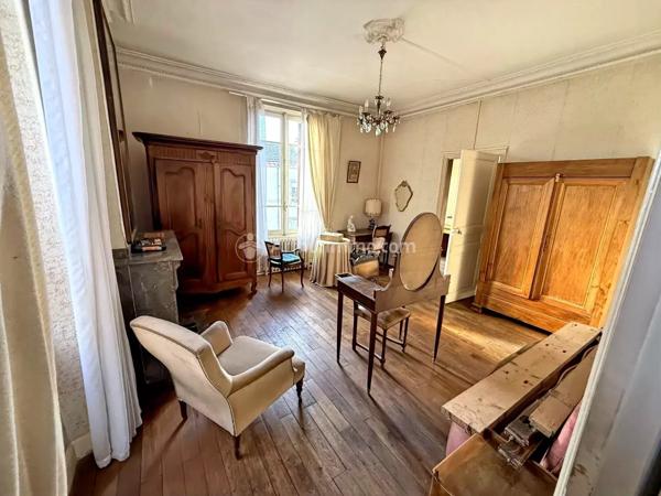 Vente Maison 7 pièces 210 m2 à Castres