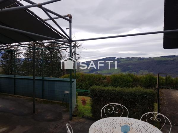 Maison de 1981 de 75m² sans vis à vis sur une magnifique parcelle de 2277m² avec une vue exceptionnelle sur la Chartreuse