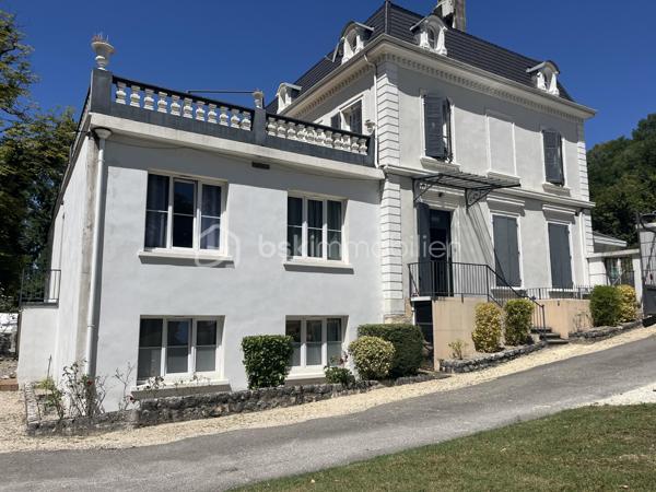 Appartement de 246 m²