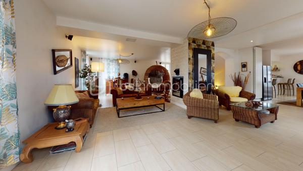 Appartement de 246 m²