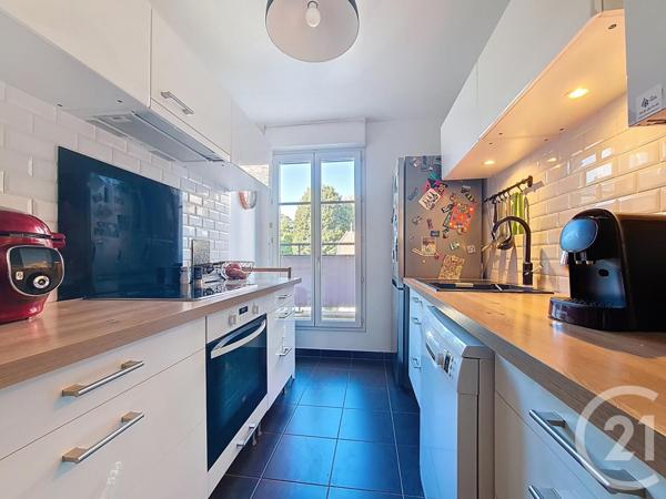Appartement F4 à vendre  4 pièces - 77,13 m2 CHENNEVIERES SUR MARNE - 94