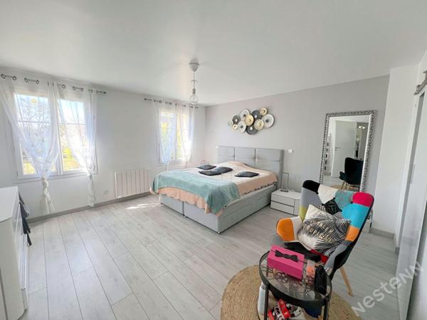 MAISON ARCHITECTE 15 min MARINES 7 pièce(s) - 243 m2