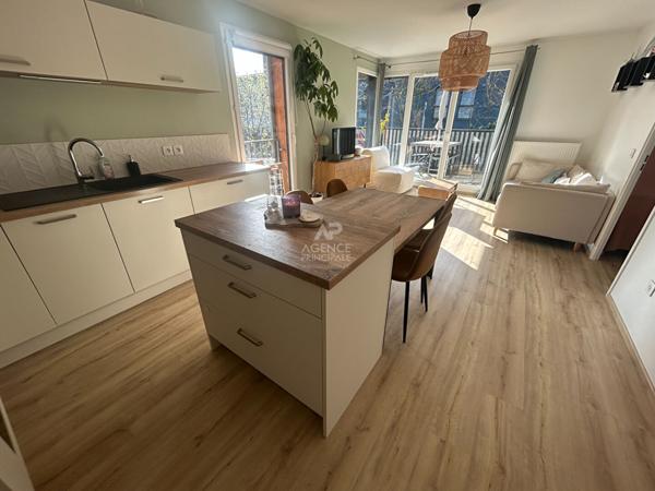 Appartement CARRIERES SOUS POISSY 3 pièce(s) 2 chambres €265 000 ** - Référence 9118