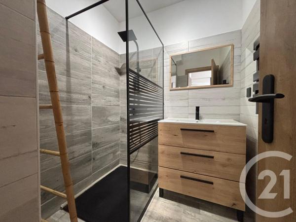 Appartement F2 à vendre  2 pièces - 35,11 m 2   LE CANNET  - 06