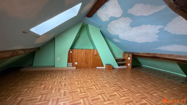 Centre ville, petit immeuble