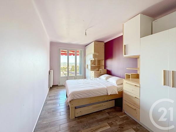 Appartement F4 à vendre  4 pièces - 80,26 m 2   GRASSE  - 06