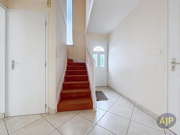 Vente maison La Roche Sur Yon : 263 000 € - AJP Immobilier La Roche-sur-Yon