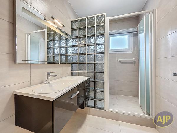 Vente maison La Roche Sur Yon : 263 000 € - AJP Immobilier La Roche-sur-Yon