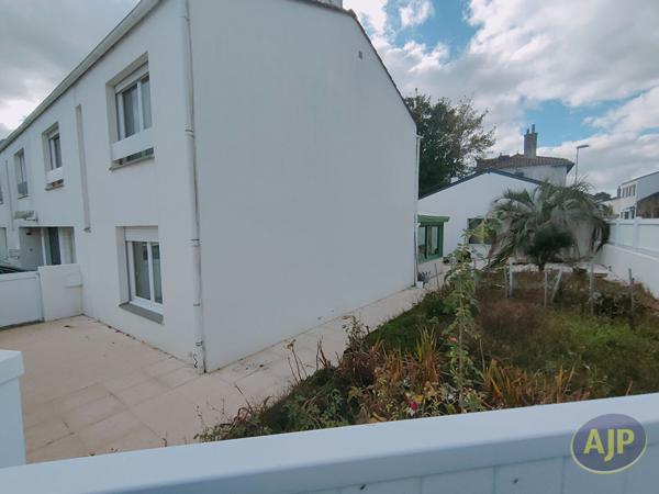 Vente maison La Roche Sur Yon : 263 000 € - AJP Immobilier La Roche-sur-Yon