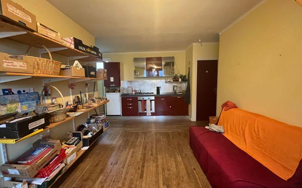 Maison à vendre    10 pièces • 419,15 m2 Plounévez-Quintin