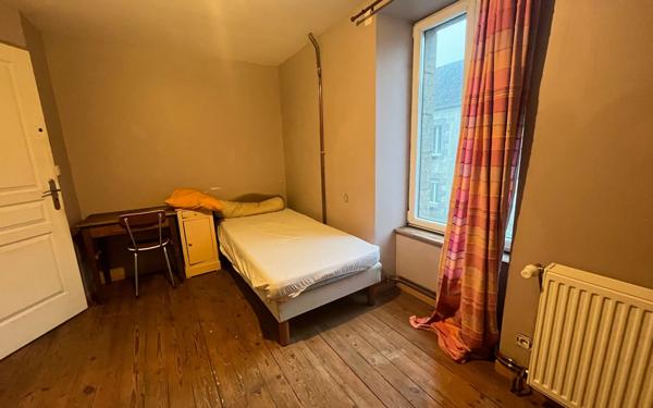 Maison à vendre    10 pièces • 419,15 m2 Plounévez-Quintin