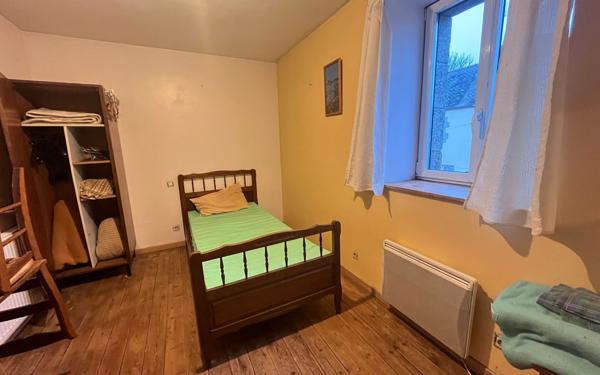 Maison à vendre    10 pièces • 419,15 m2 Plounévez-Quintin