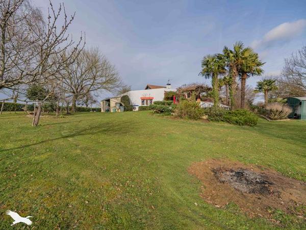 Maison à vendre |  Lescar |  7 pièces | 165 m²