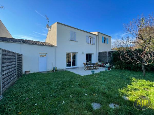 Vente maison Saintes : 253 300 € - AJP Immobilier Saintes