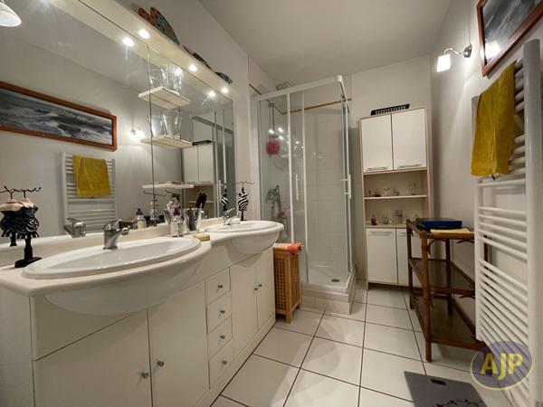 Vente maison Saintes : 253 300 € - AJP Immobilier Saintes