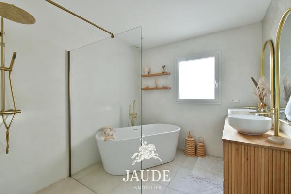 Villa d'exception avec piscine, jacuzzi et sous-sol complet – Cournon-d’Auvergne Détails des diagnostics énergétiques
