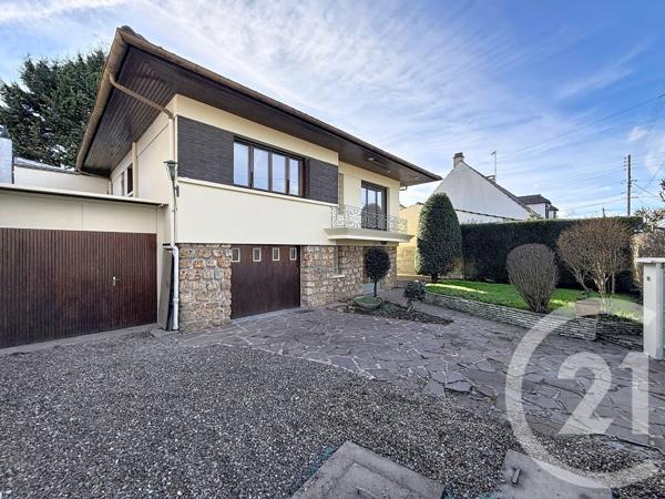 Maison à vendre  8 pièces - 205,84 m2 MONTFERMEIL - 93