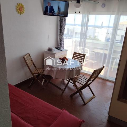 appartement studio cabine vue mer et piscine