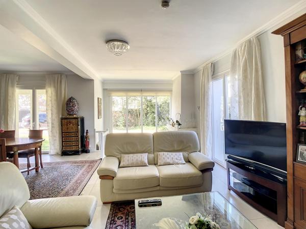 Villa T8 coeur village Fenouillet