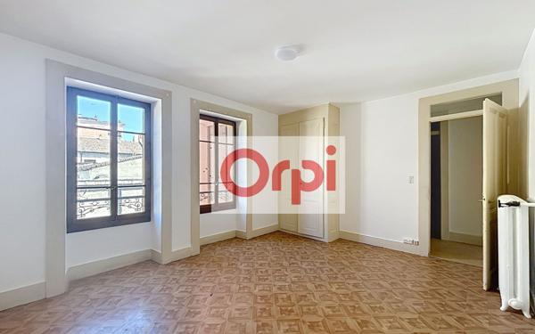 Appartement à louer    4 pièces • 110 m2 Annemasse
