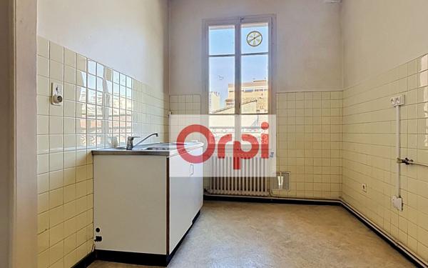 Appartement à louer    4 pièces • 110 m2 Annemasse