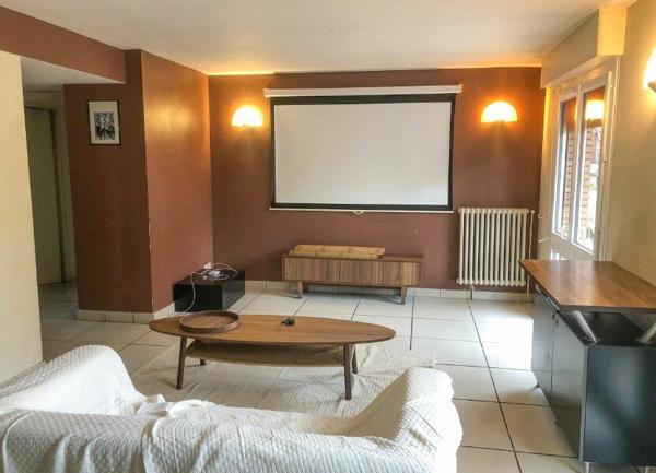 Appartement à louer    6 pièces •  Toulouse