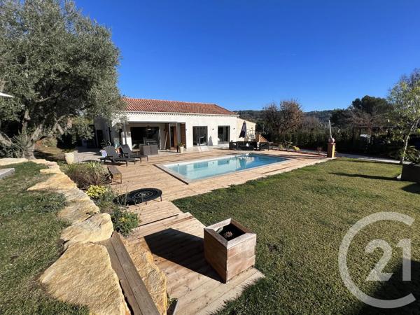 Maison à vendre  4 pièces - 143 m 2   MOUGINS  - 06