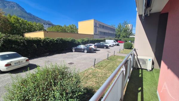 Appartement Le Pont De Claix 4 pièce(s) 68.8 m2